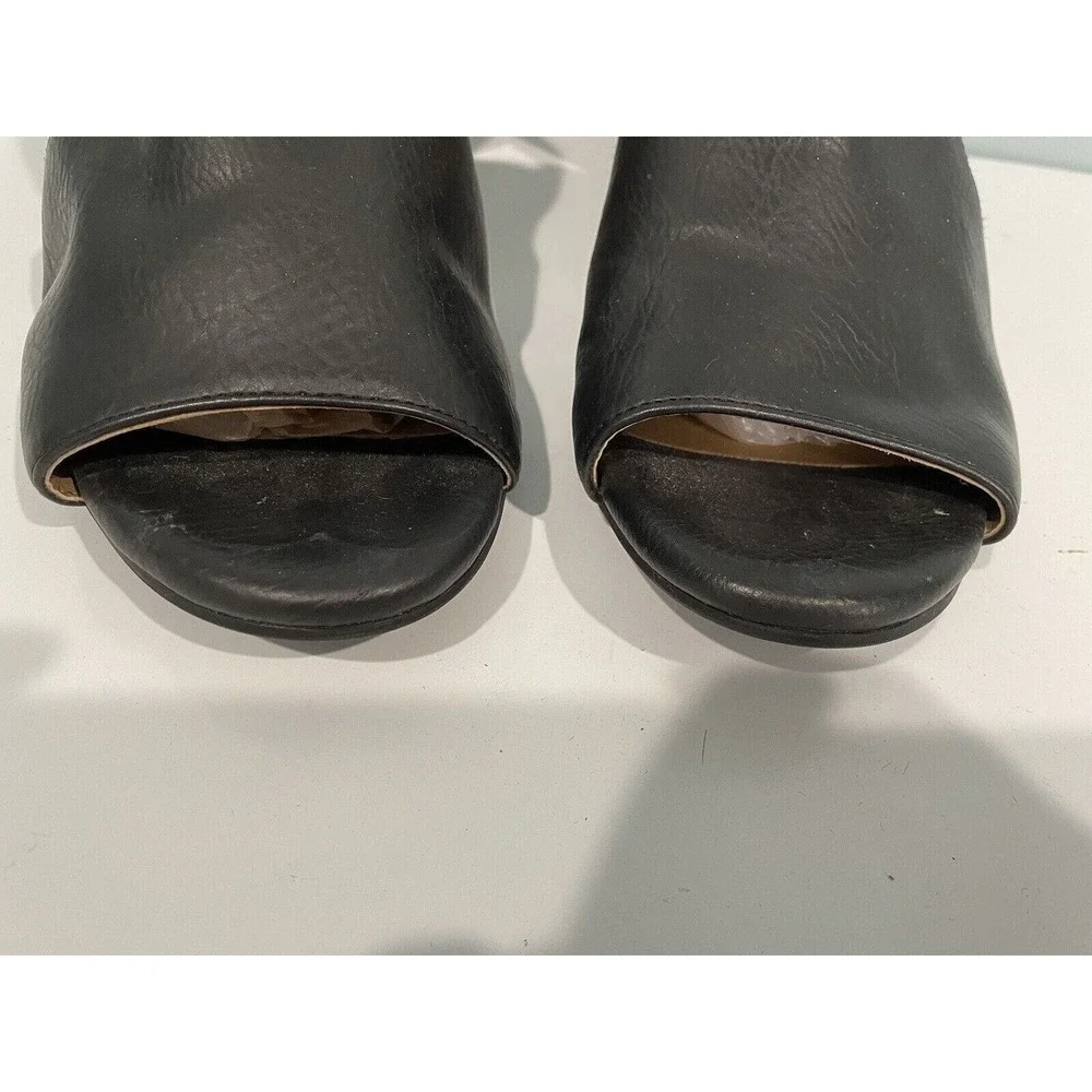 Natural Soul Women's Leather Look Sandals Size 7.5 Black‎ Wedge